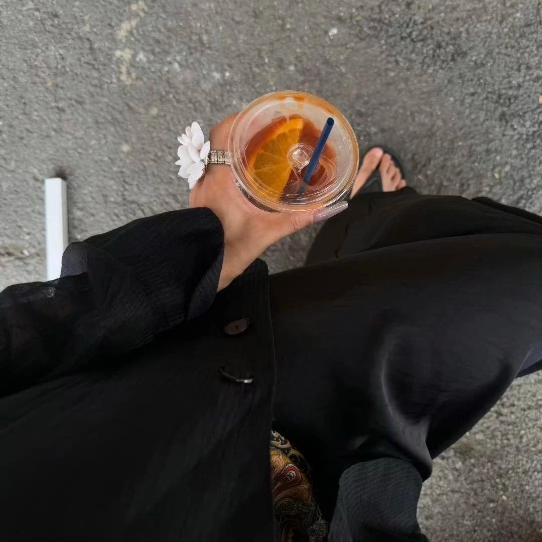 𝕯𝖔𝖓'𝖙 𝖍𝖔𝖕𝖊你的自私和冷漠让我大开眼界， 无论以后你幸福