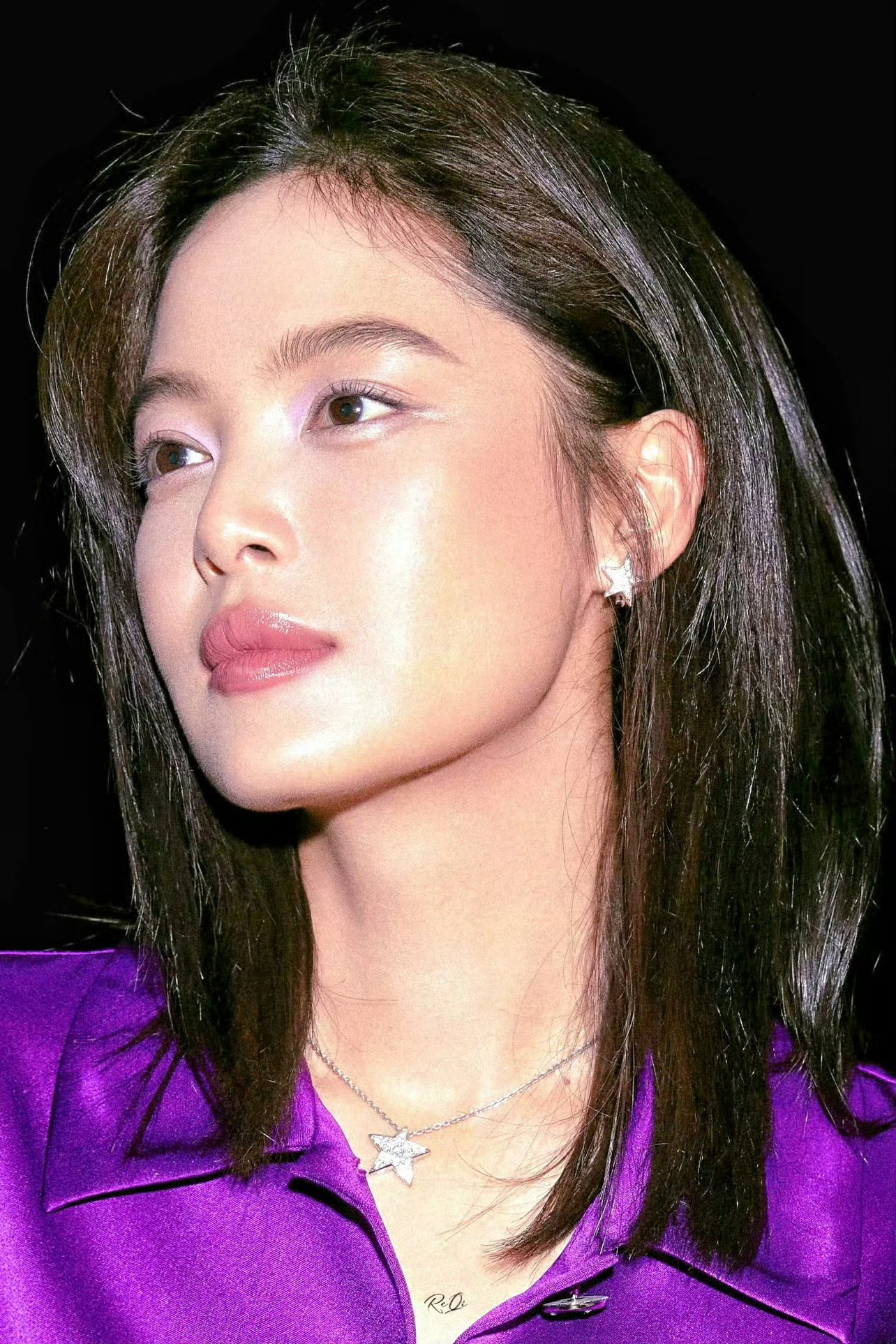 辛芷蕾和紫色就是绝配💅🏻 ​​​