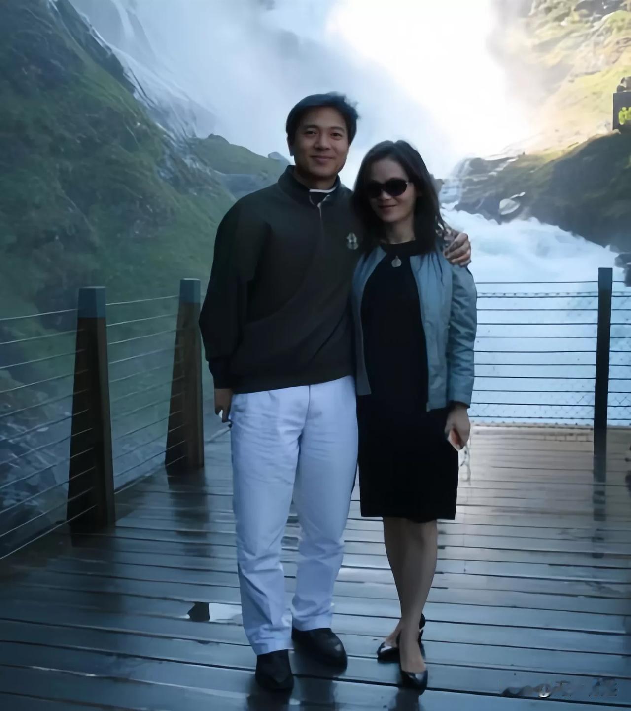 如果说李彦宏是张良、韩信的话，那么她老婆马东敏应该就是刘邦吧——有慧眼识英才的智