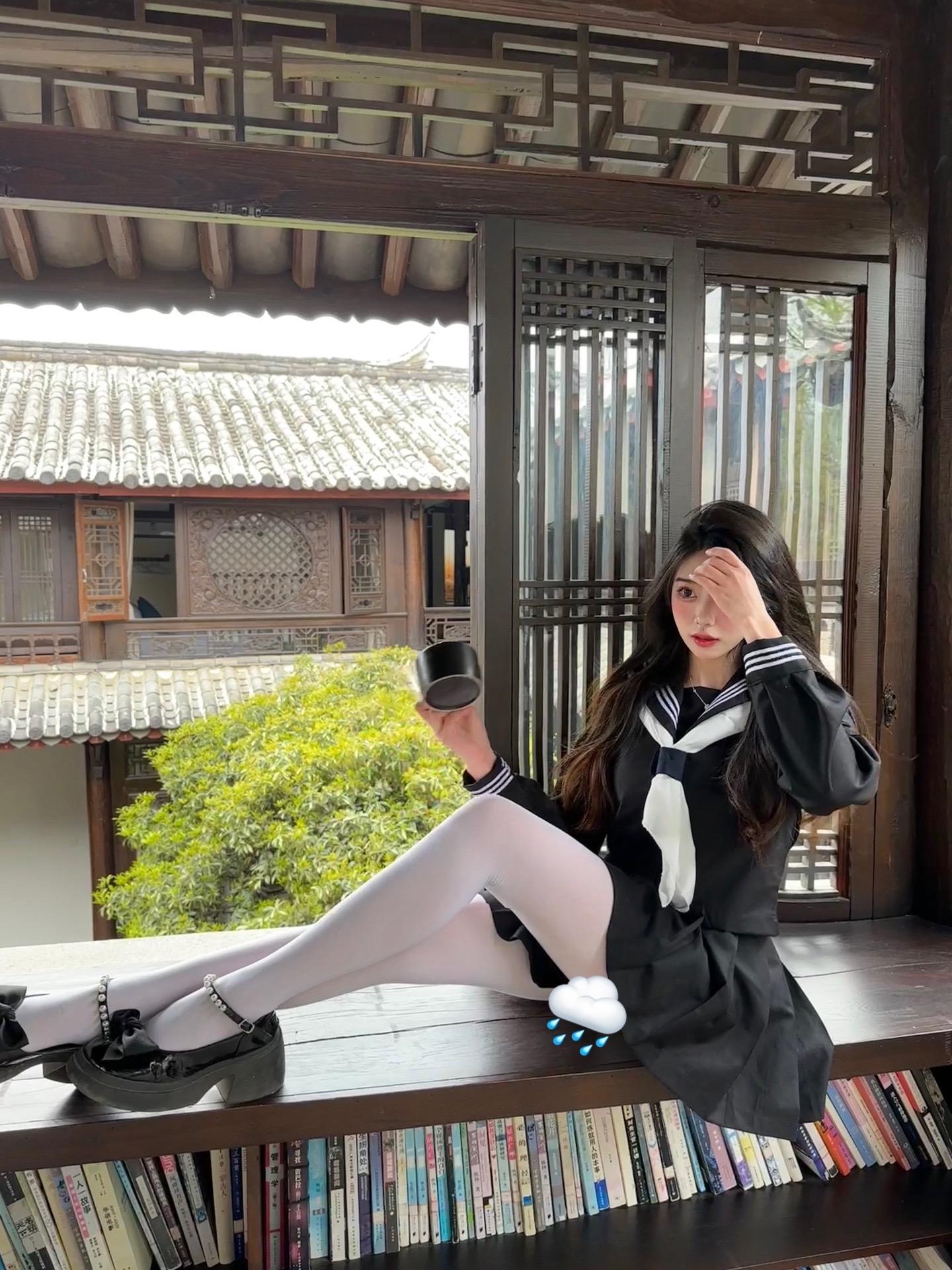 你的语气 我的天气。