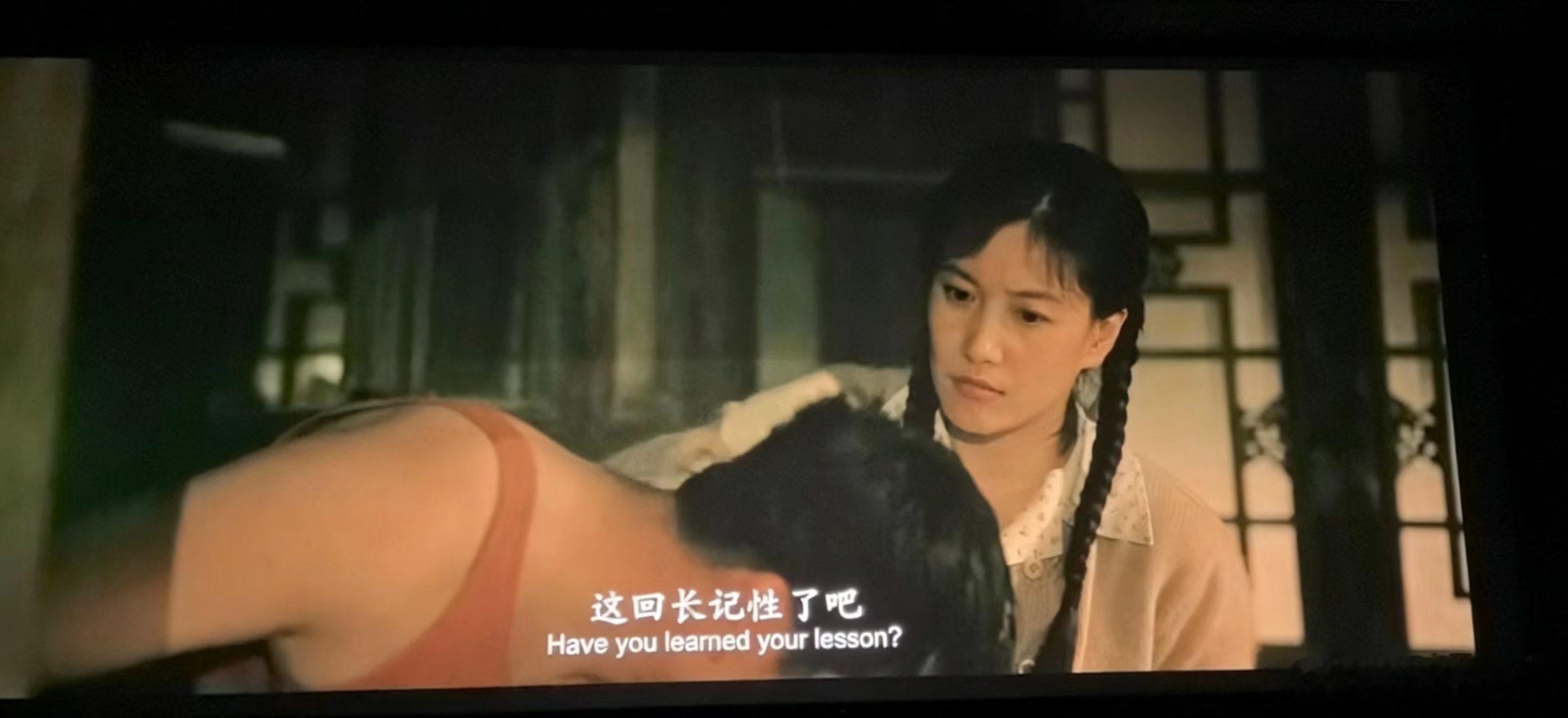 抓特务票房啜妮完全沉浸式塑造抓特务中的人物，掏心掏肺释放演技张力，日常琐碎戏份演