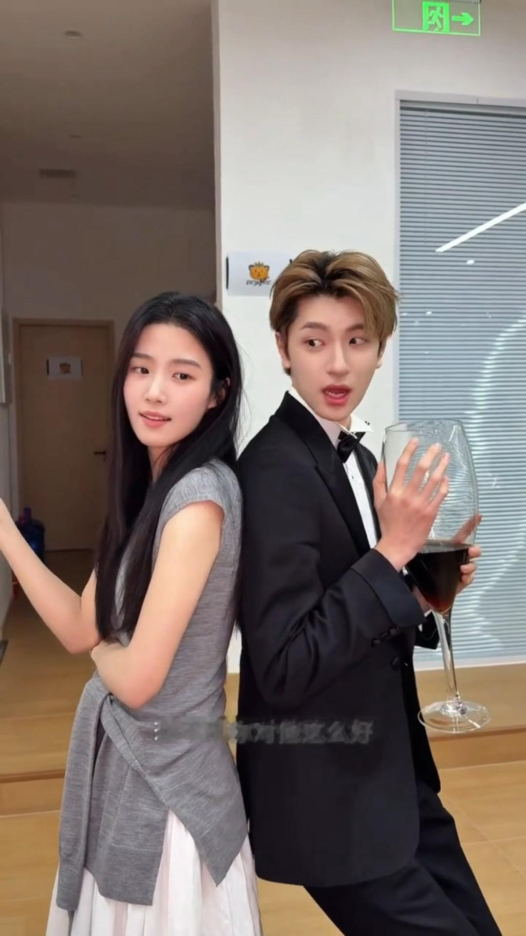 卢昱晓林一没有情投意合的暧昧，只有病情相符的自愿，看出来了0个人不愿意拍这段