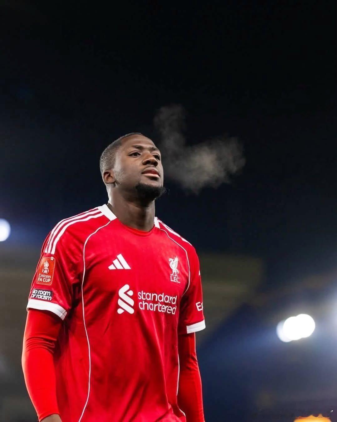 林奇透露科纳特的一份新长期合同的谈判，在经历了初期的僵局后，如今正朝着达成结论的