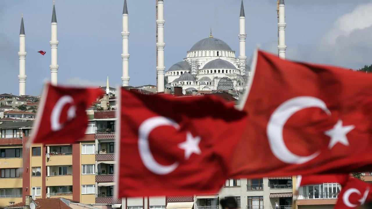土耳其报纸 Aydınlık 披露了西方驻科威特大使关于乌克兰的通信


土耳其