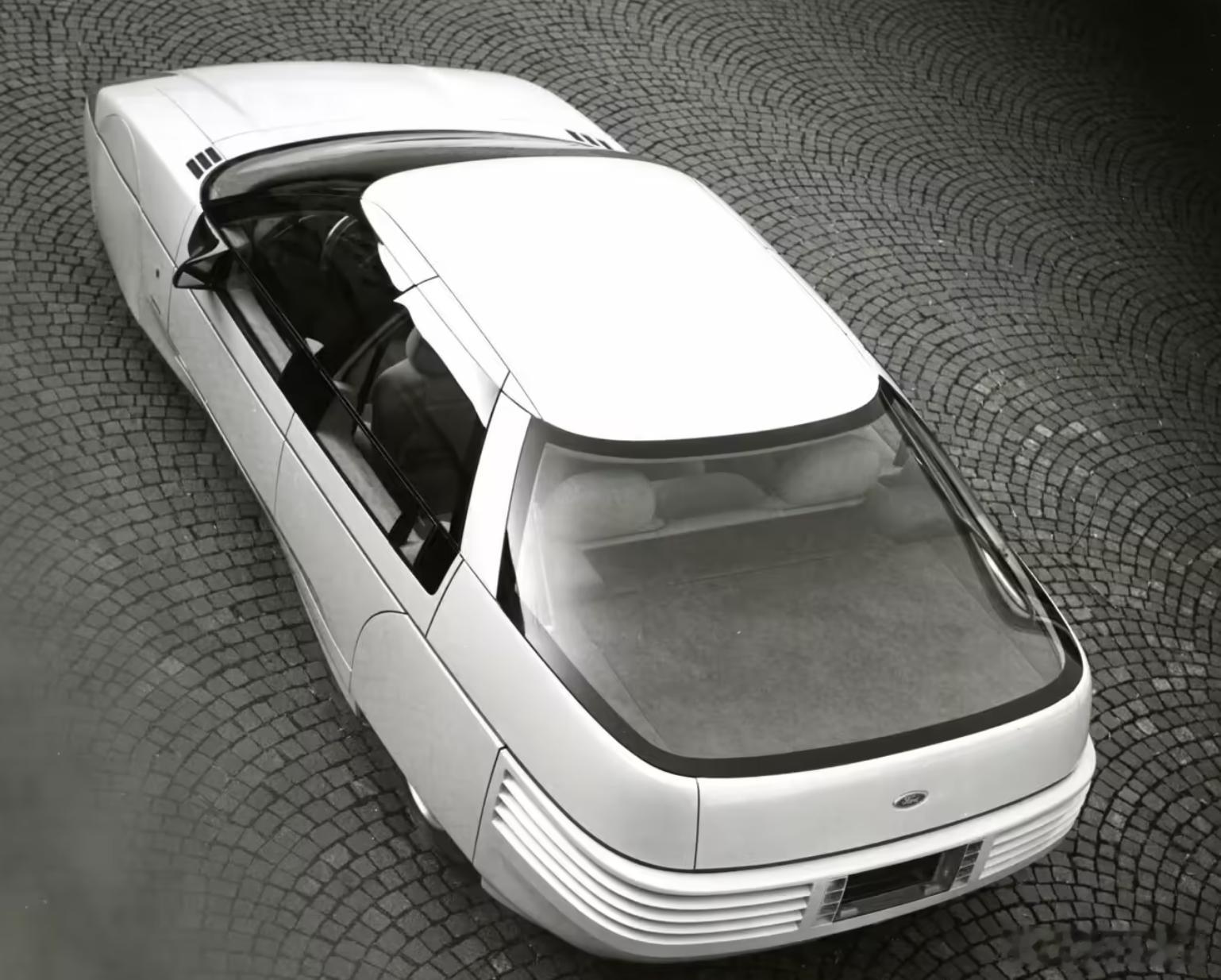 风阻系数仅 0.15 的车，1983 年就被造出来了——福特 Probe IV 