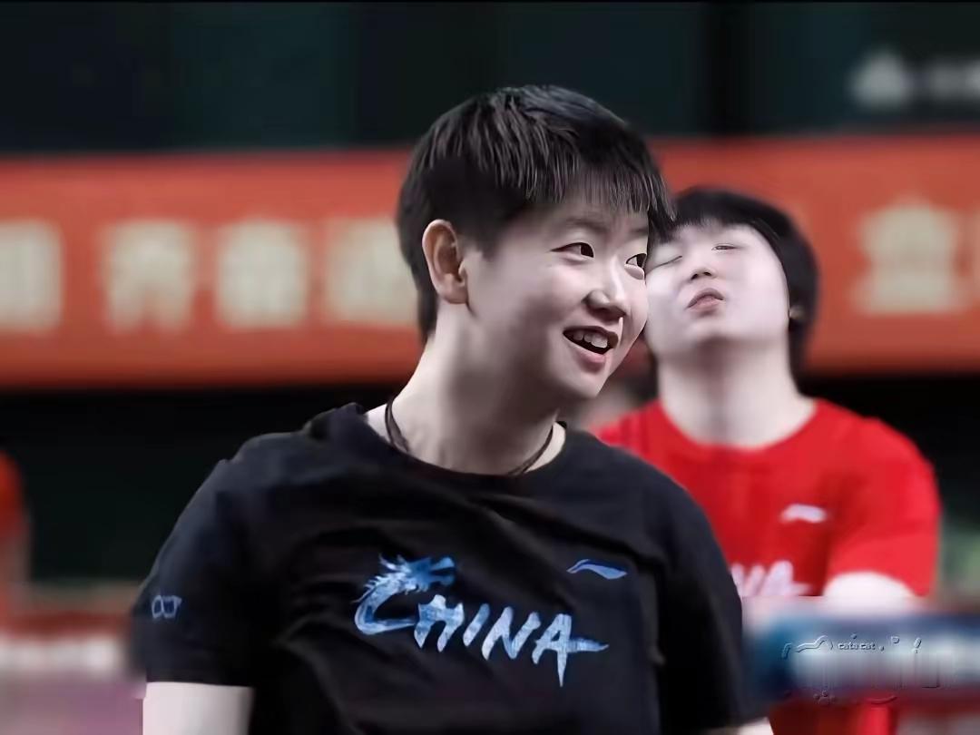 她给了乒乓
一个名字：
孙大圣！

她给了乒乓
一个性格
爱的漩涡……

她给了