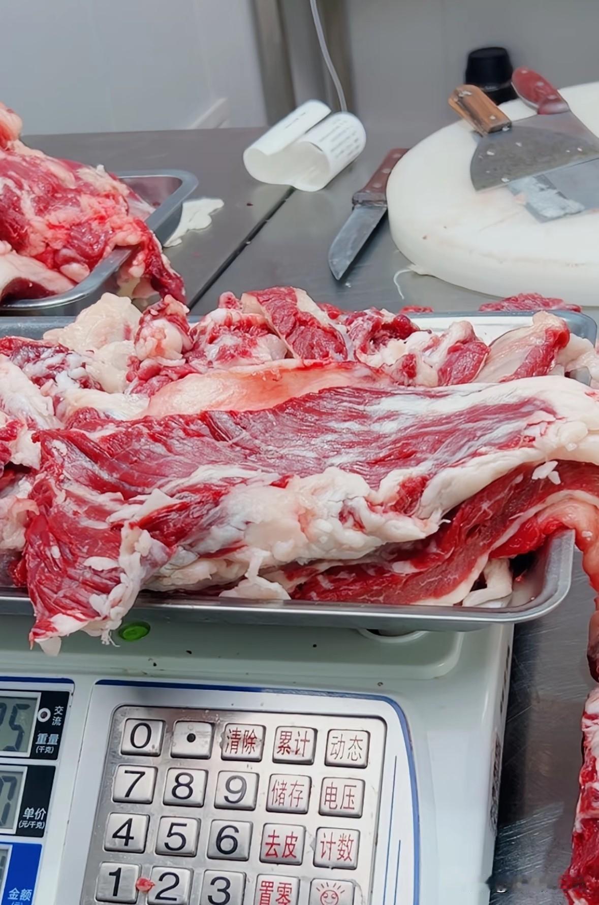 实话实说，某些人我一说买点齐齐哈尔吃，他就不服，总说他们那里的牛肉好吃，实际他们