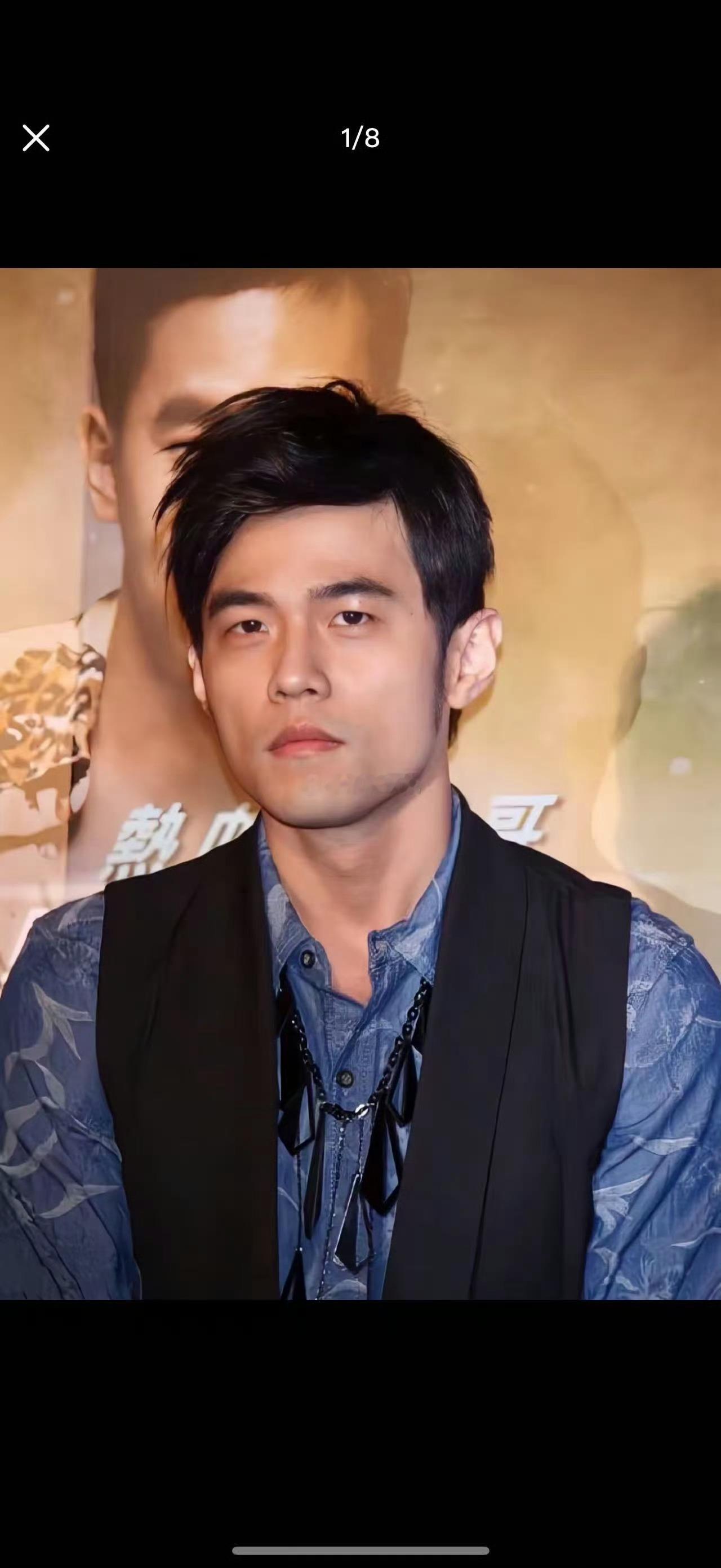 看得出周杰伦是团宠 周杰伦就是妥妥的团宠呀！粉丝应援超用心，听放歌都超幸福，央妈