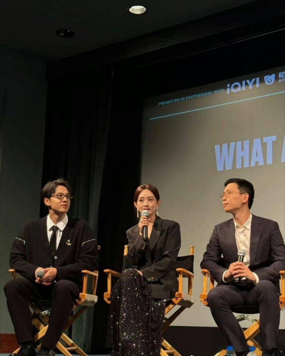 第二套演绎Emporio Armani 2025春夏女装 ​​​赵丽颖阿玛尼春夏