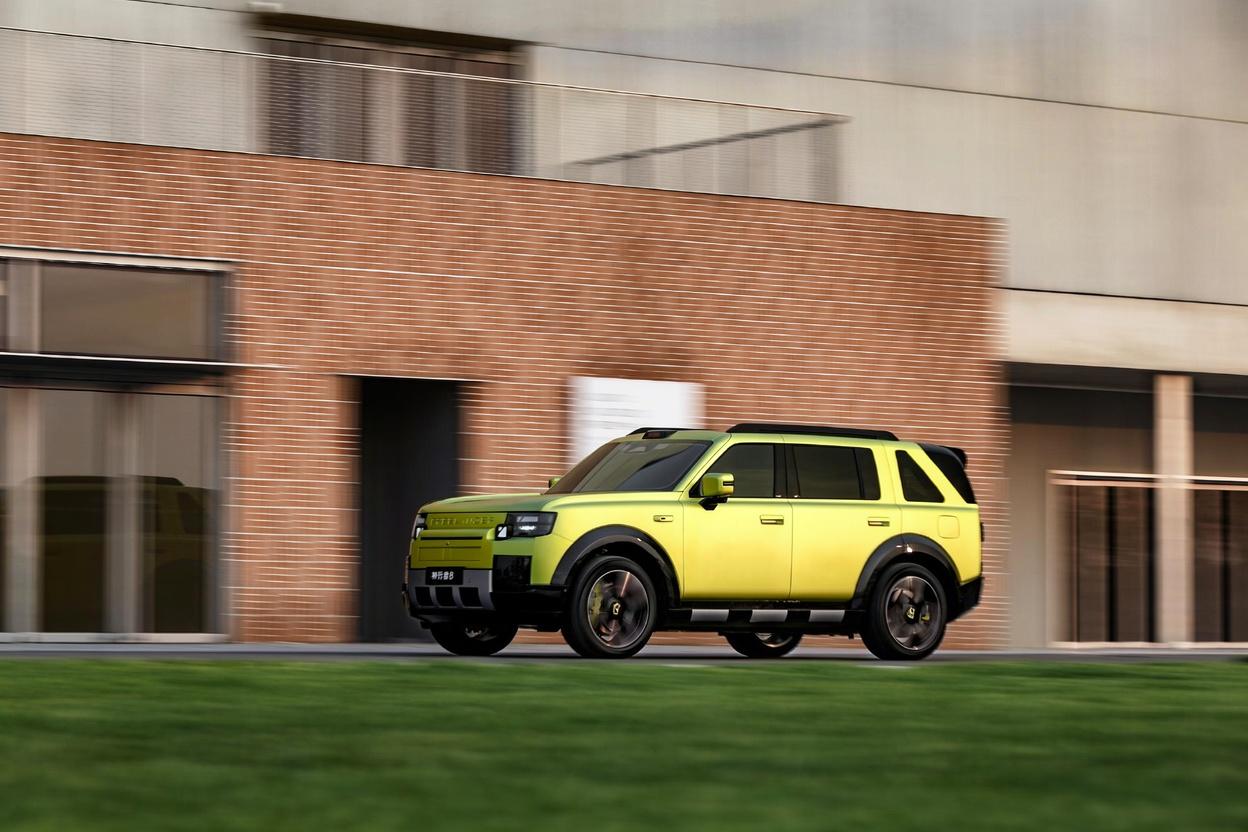 FREELANDER 神行者首款量产车神行者 8 正式开启预售！

传承 78 