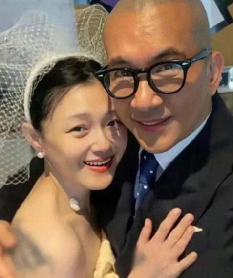 具俊晔藏不住真面目了？ 7月12日台媒曝出消息，具俊晔要和S妈对簿公堂争遗产，这