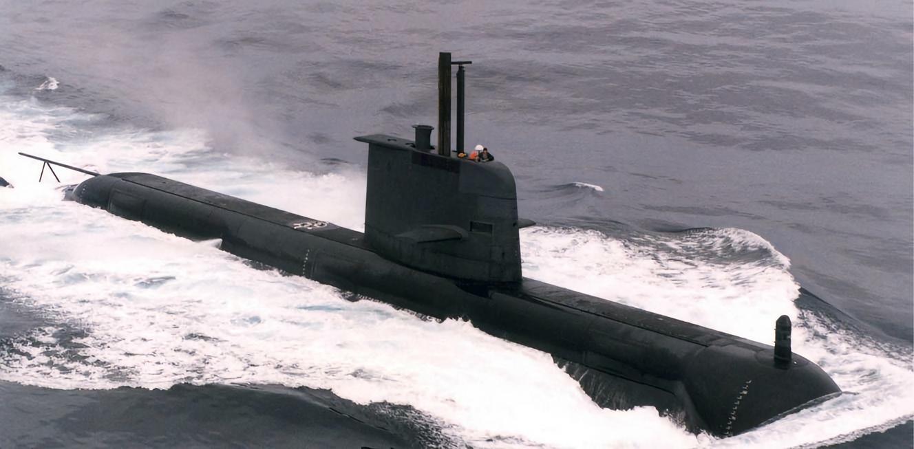 每天认识一件兵器 澳大利亚“柯林斯”级常规潜艇“柯林斯”（Collins）级潜艇