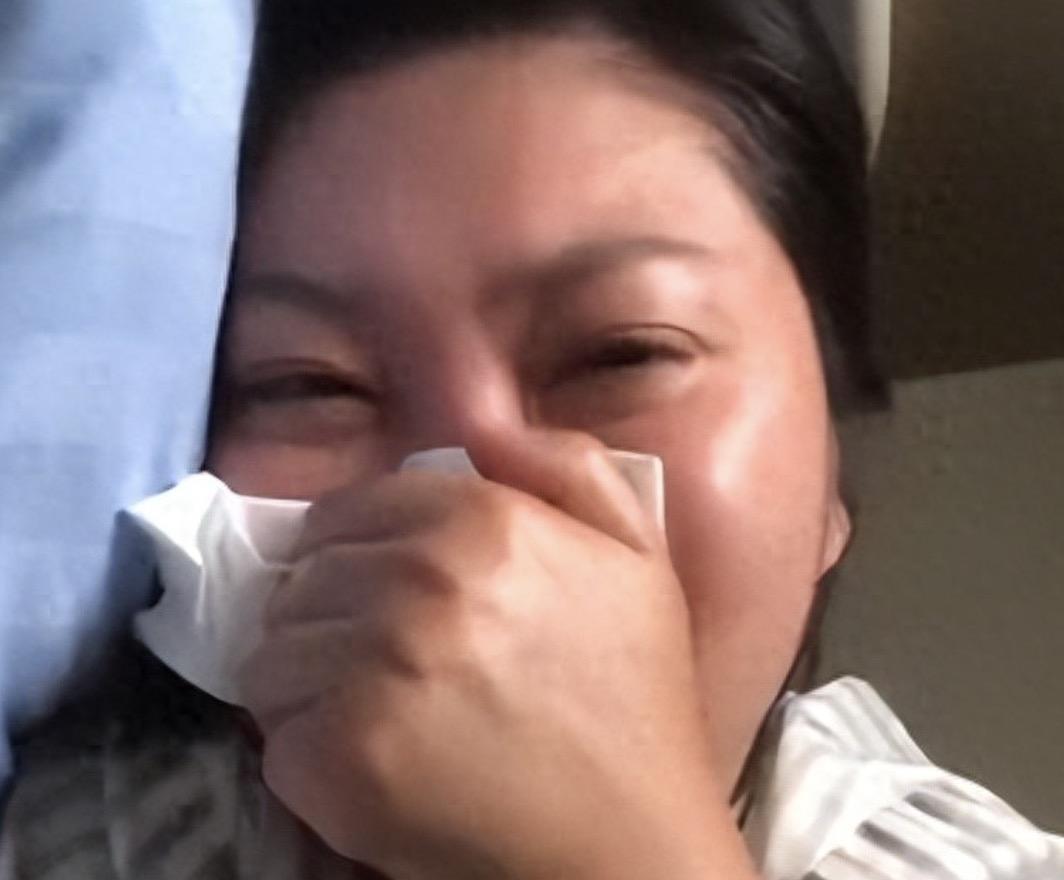 王暖暖没能死在丈夫的蓄意谋杀下，却差点死在了公司的压榨之下！
5月8日王暖暖参与