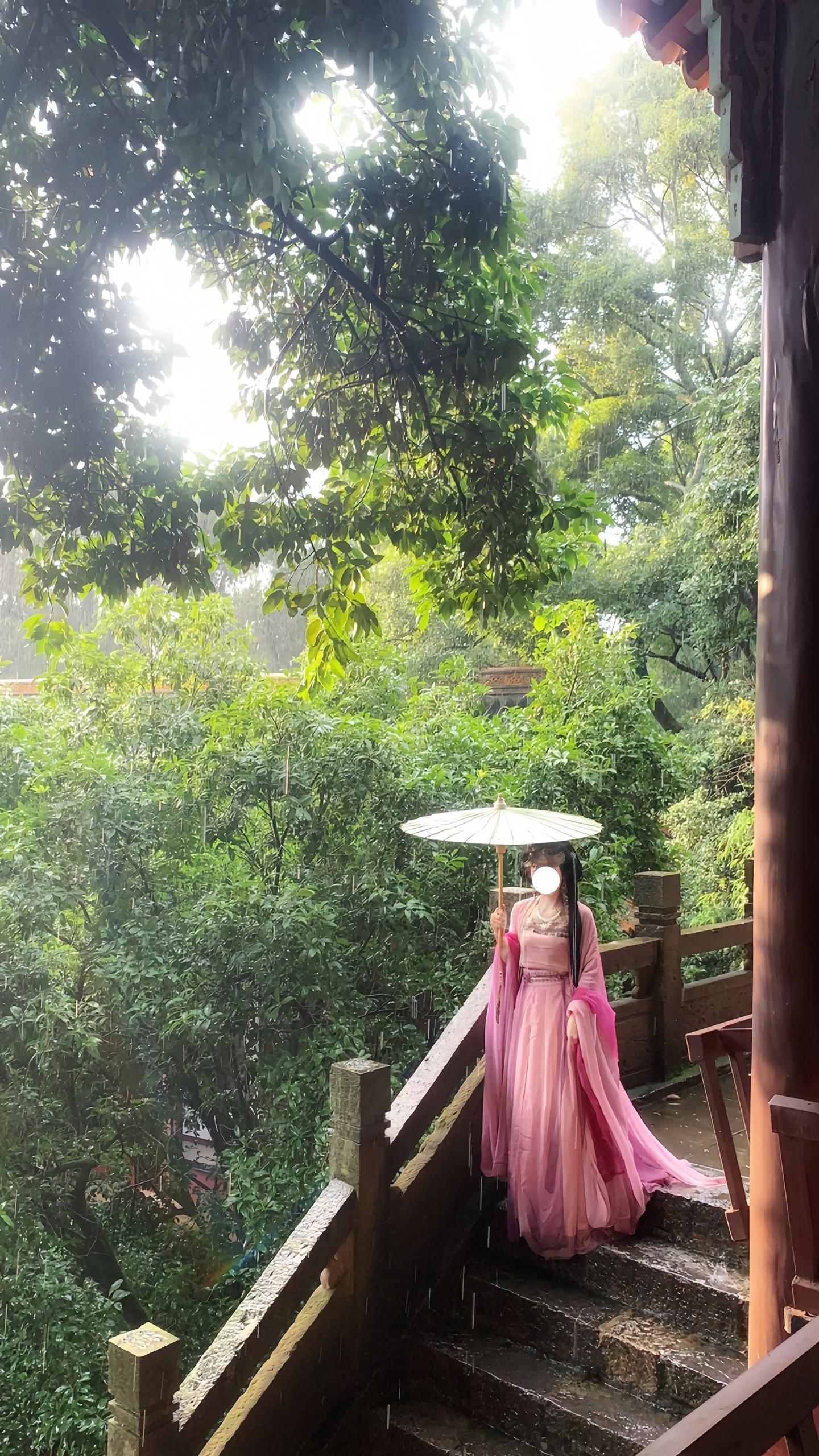 再有一万年，深情也不变。