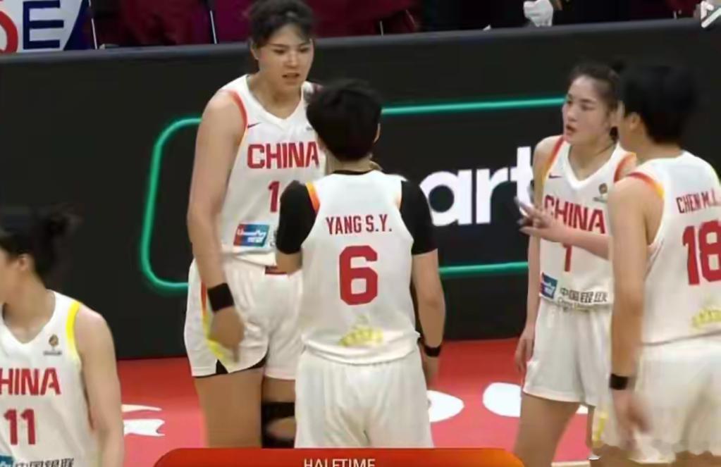 世预赛：中国女篮83-71擒巴西 5战4胜收官 韩旭22分王思雨17分女篮世预赛