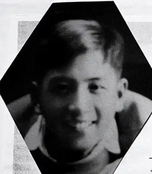 1939年7月白洋淀转移途中，警卫班长史建勋突然扣动扳机，一颗子弹结束了清华高材