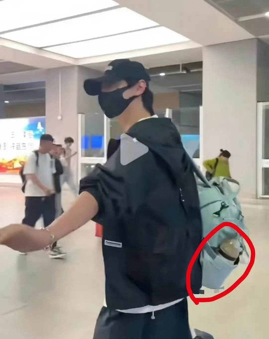 栩你渝生可爱的初初又出现了 田栩宁 初初