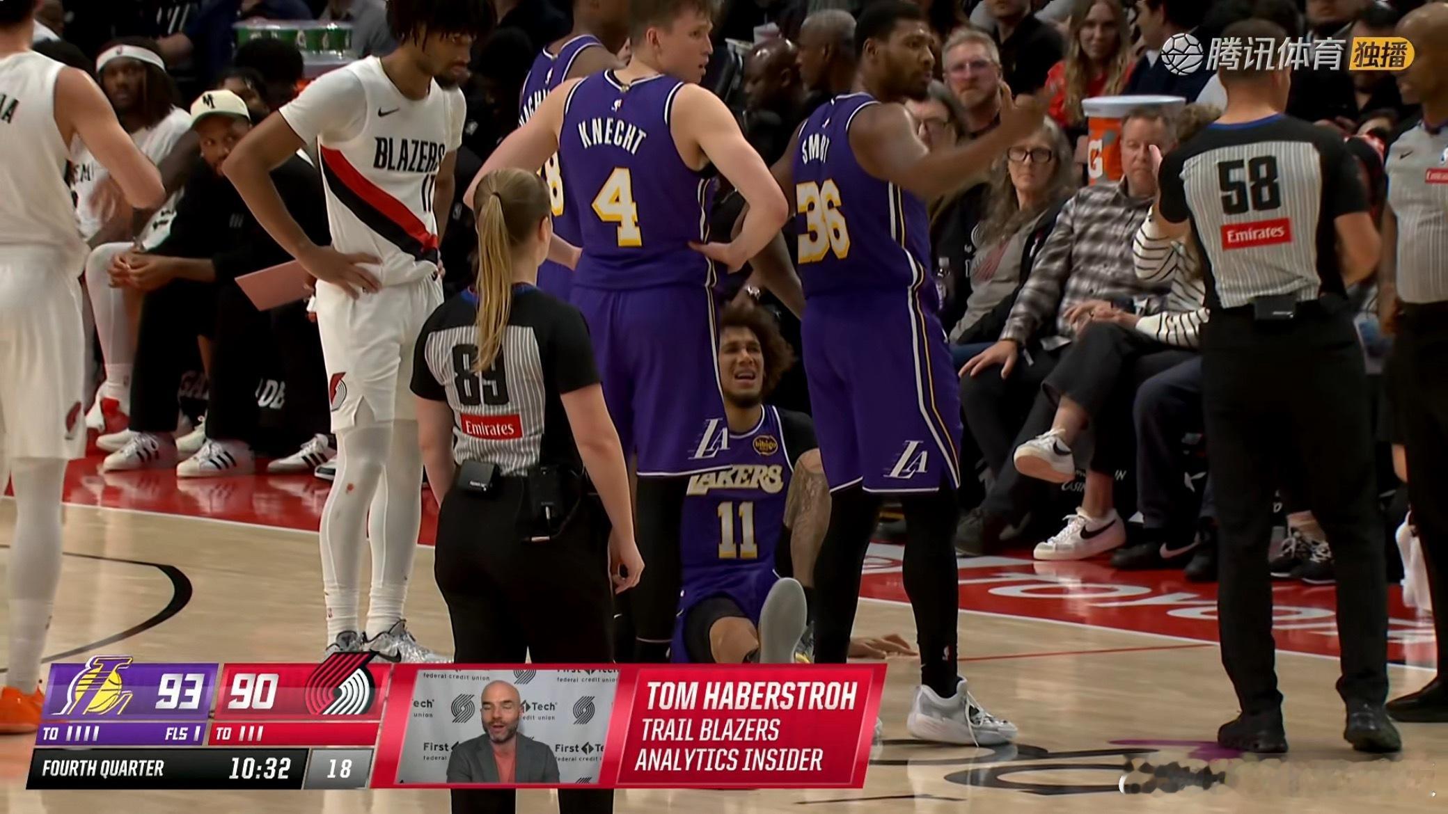 别有事…海斯捂着脚踝 ​​​