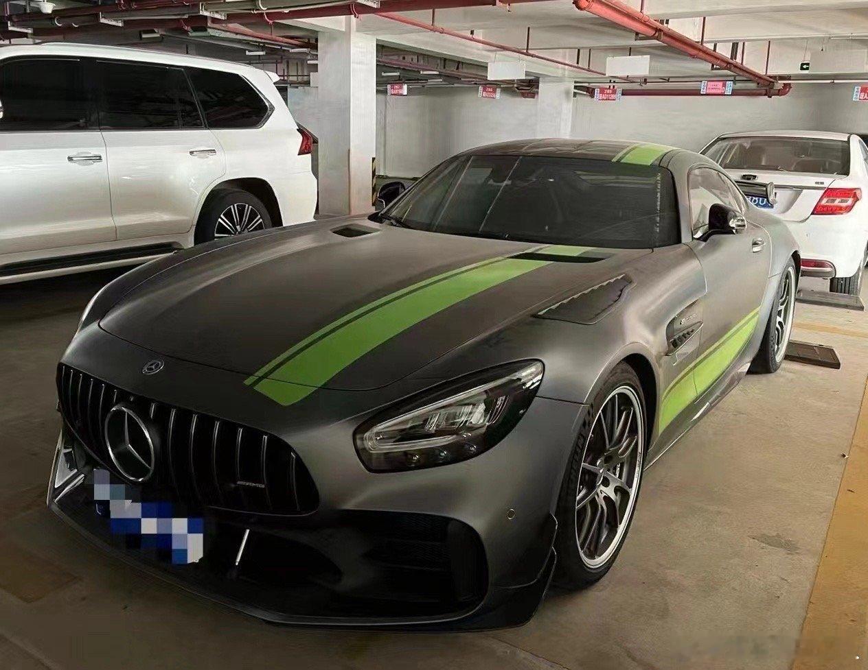 奔驰GTR PRO，真好看。 ​​​