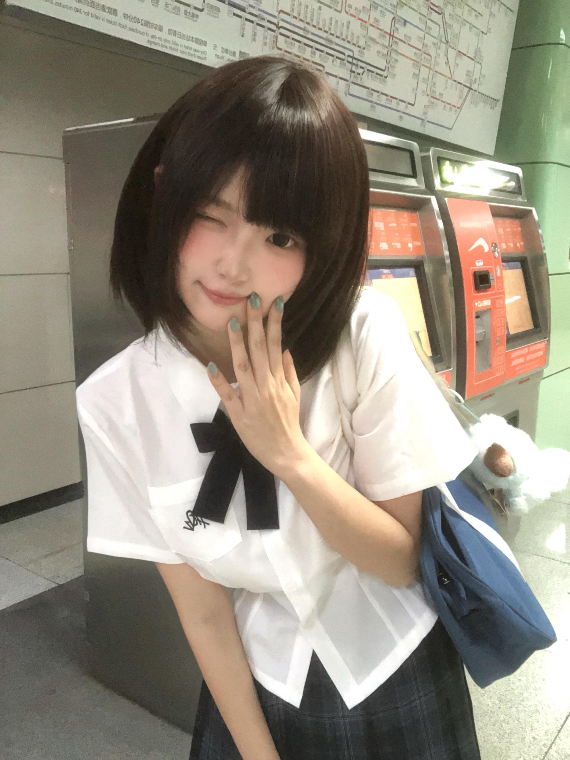 其实你应该是一个毛线团 所以我总是想缠住你⌯^𖥦^⌯
