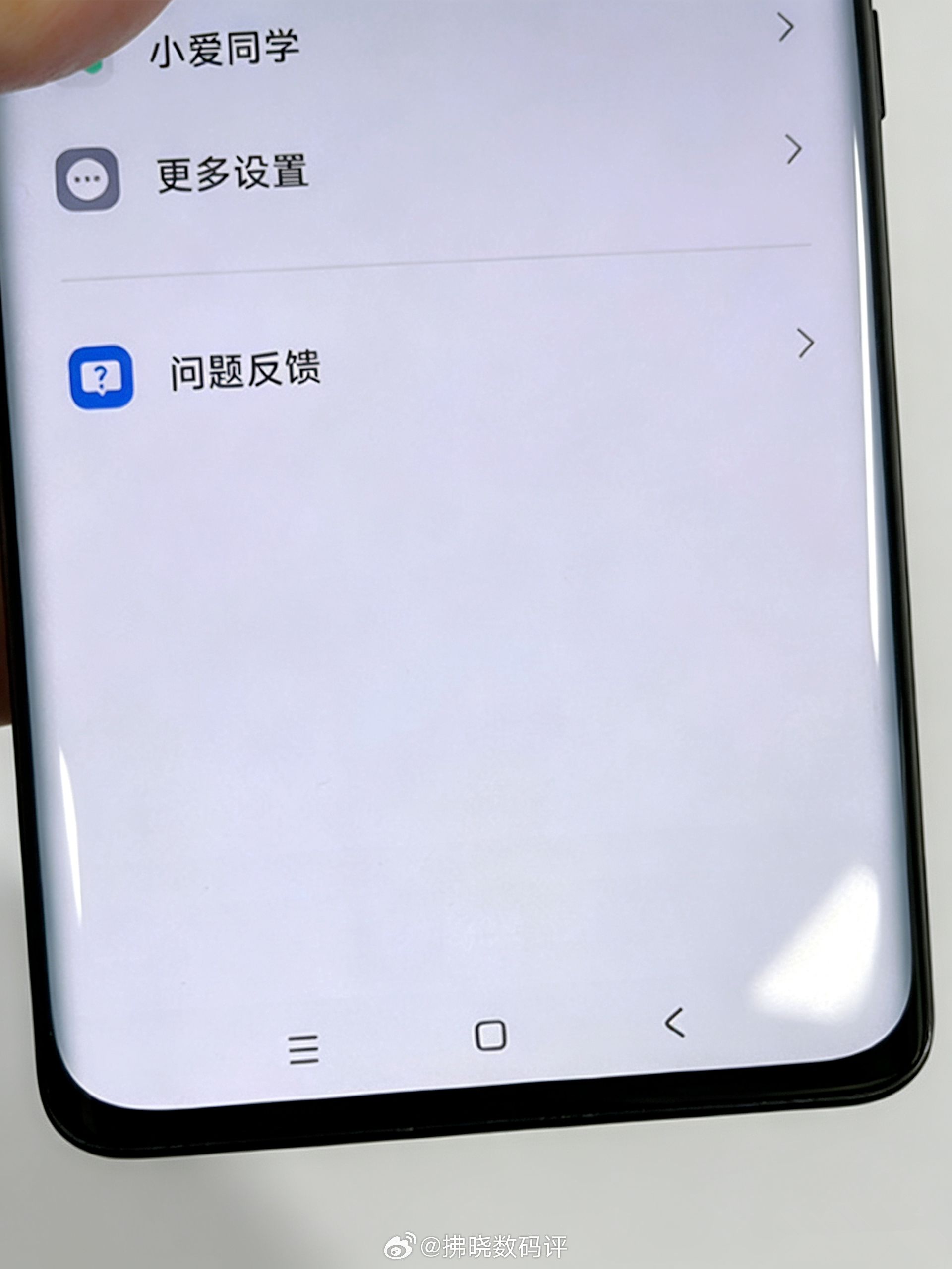 苹果手机 适合老人 单从原生系统层面来讲，果子的iOS确实要比安卓简洁一些，但现