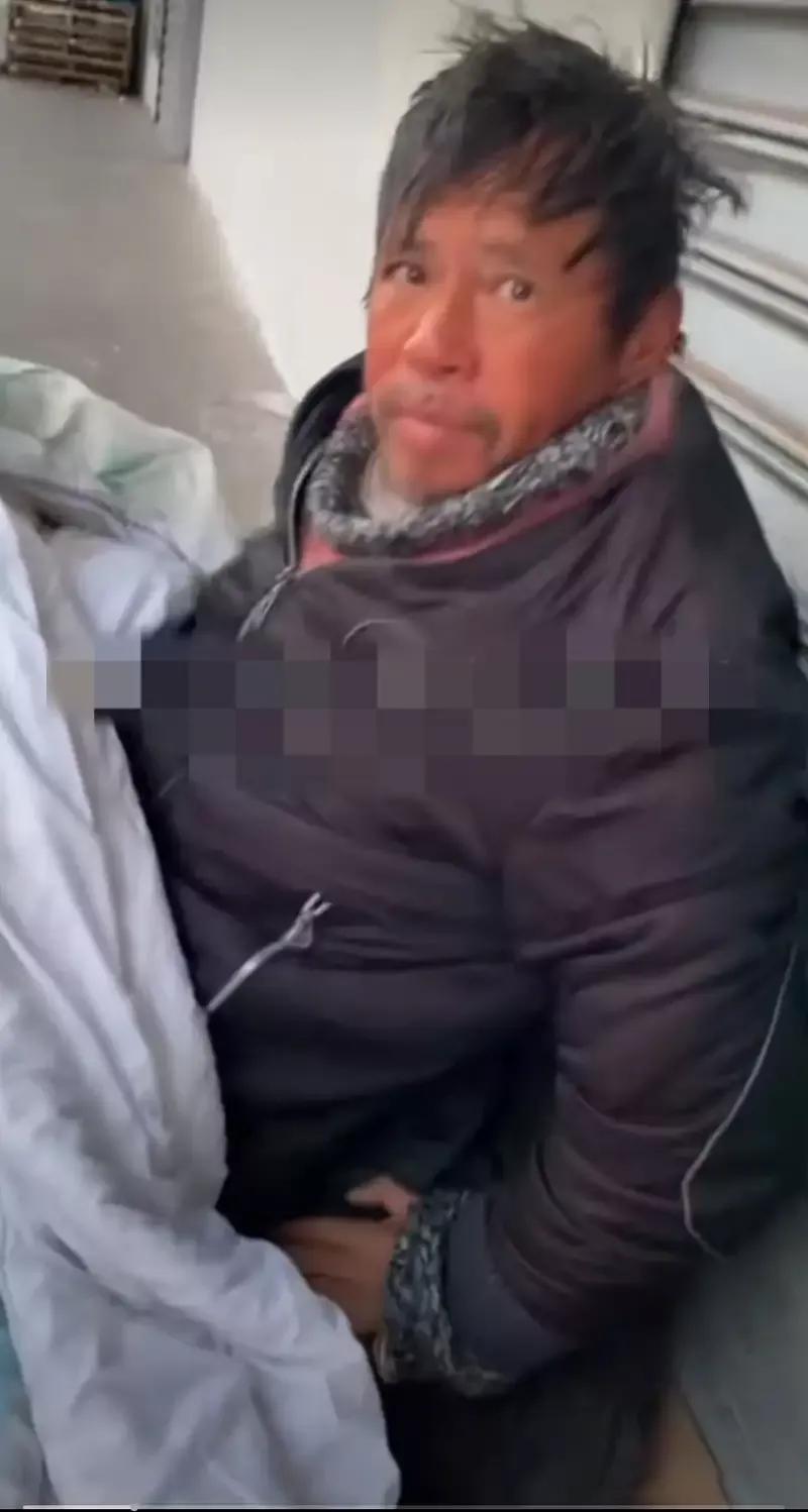 建议孙博士回国后，趁着这波天量关注度，加入直播带货行业，向董宇辉学习，发挥自己的