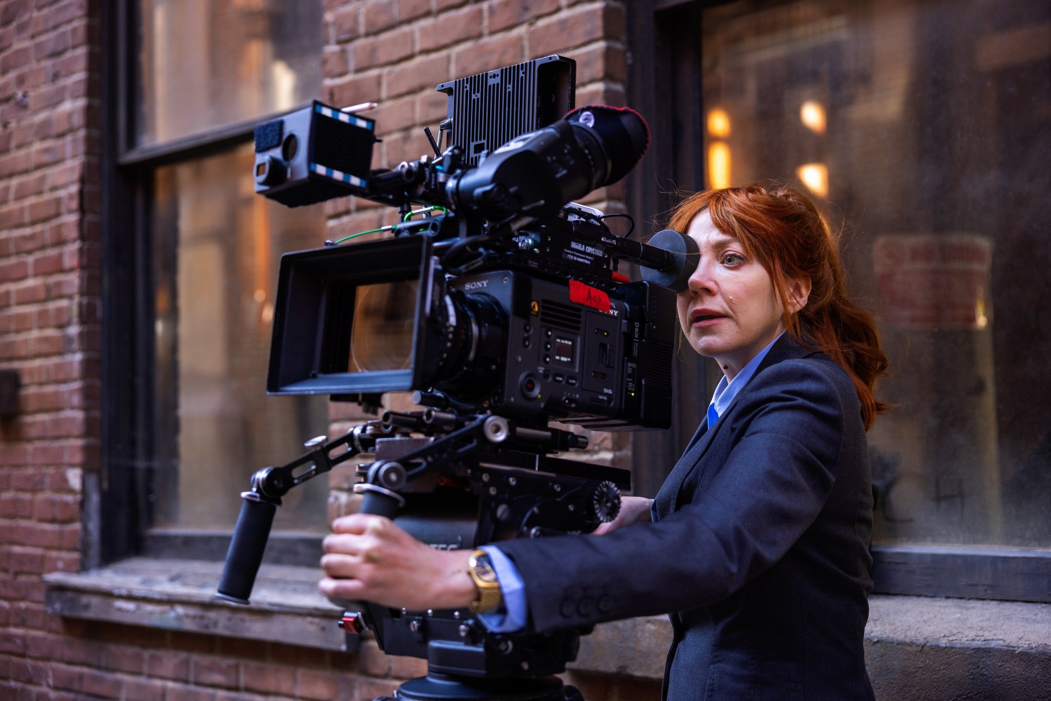 《Cunk》系列竟然要出《扯淡电影史》了！它是英国BBC的一系列伪纪录片喜剧，核