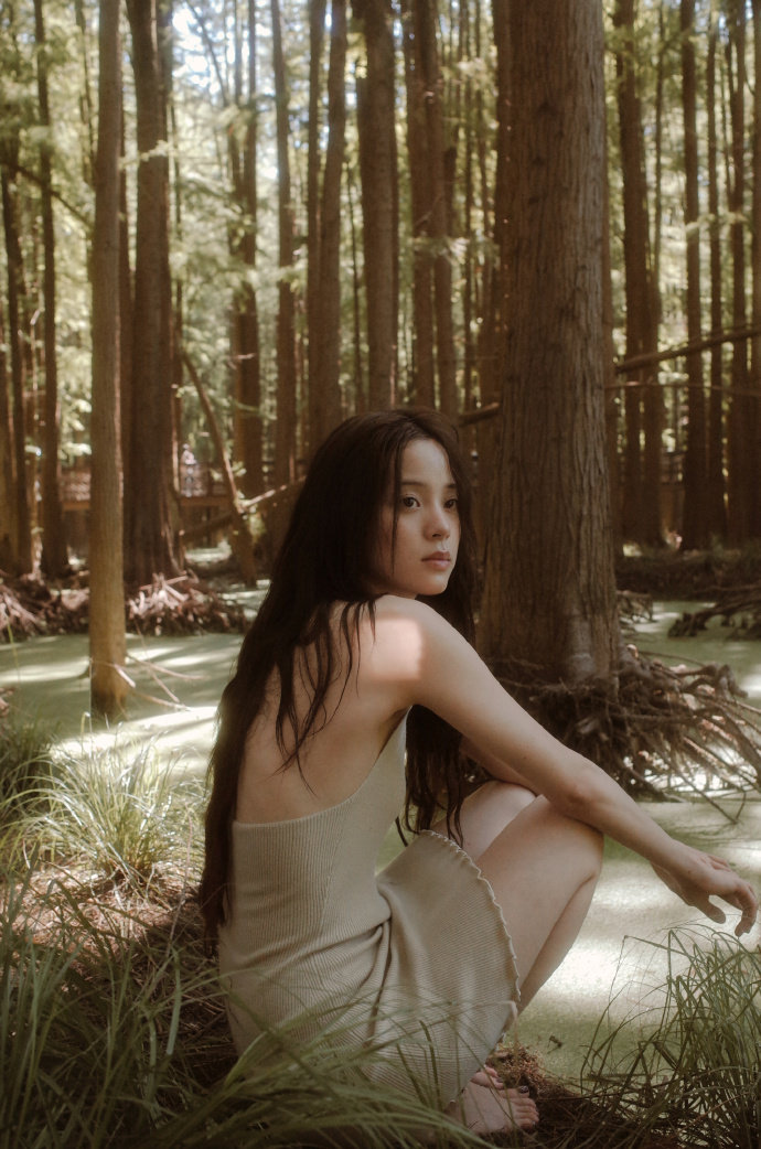 欧阳娜娜2025复古重释概念专辑首支单曲将于11月20日0点上线！ 