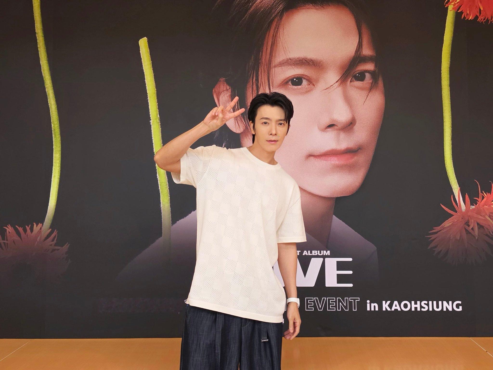 “CB百蓝_。260724 D&E official更新李东海 相关：[📸]D
