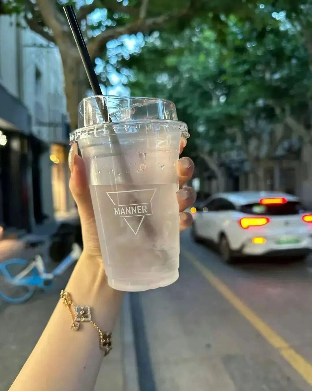 𝗛𝗶 𝗟𝗶𝗳𝗲🤚🏻.ᐟ.ᐟ可以认真，但不必较真；可以努力，但不必