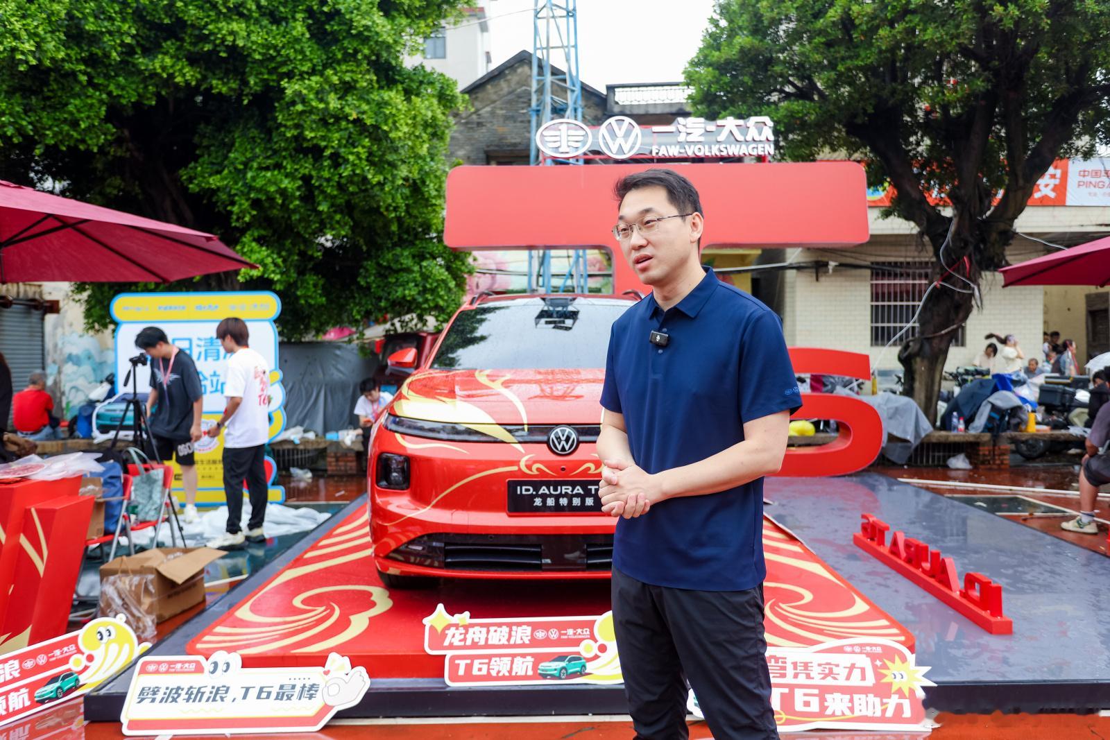 三米宽的河道开出了F1的心跳端午最燃的场面来了，6月19日东胜赛区一开赛，叠滘龙