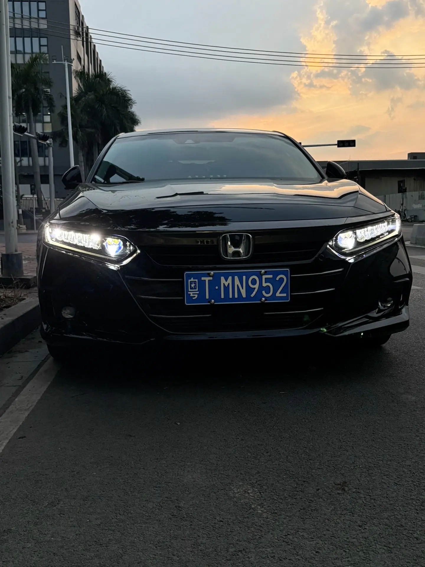 没有永远的朋友 只有永远的利益 存在利益关系的时候大家都是朋友