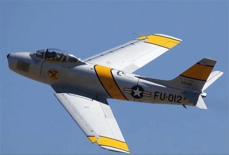 1953年，在朝鲜停战协议生效前10小时，4架美军F-86入侵我国领空，在吉林击