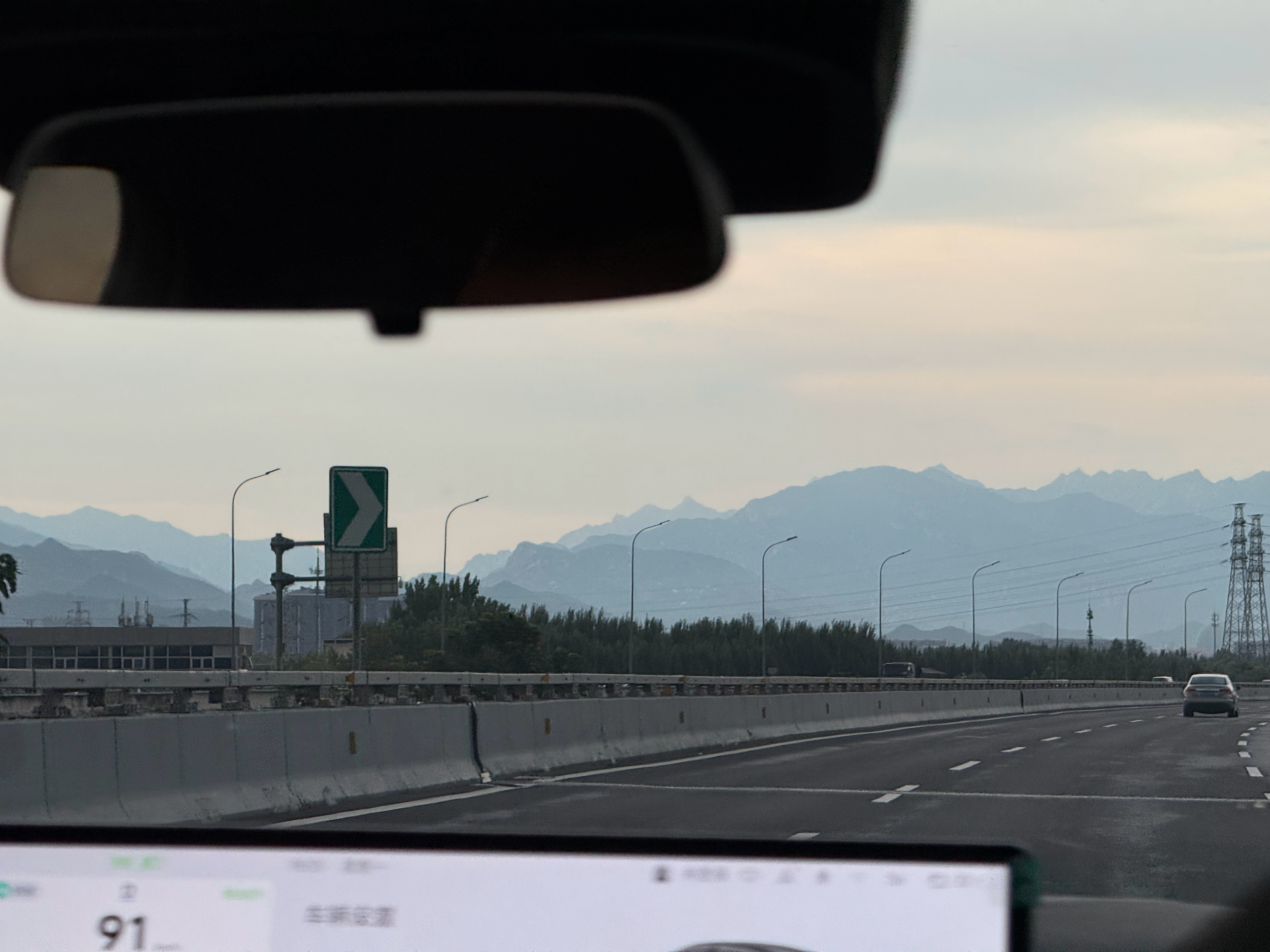 下完雨的北京，还挺美 北京·怀柔滨河森林公园