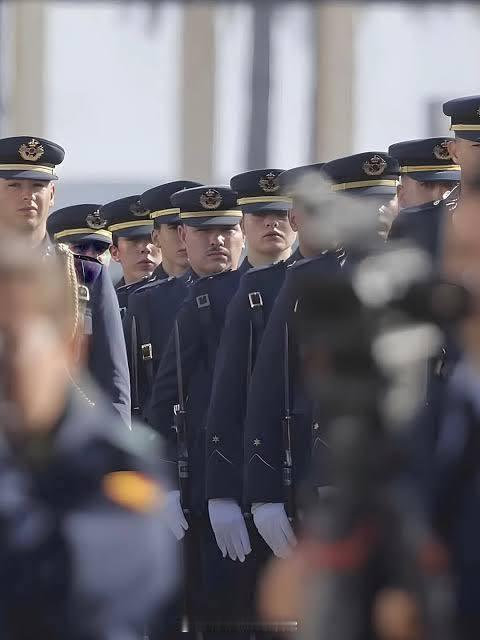 莱昂诺尔公主这周五就要放假啦，假期将持续至1月7日，也就意味着她能够像前几年一样