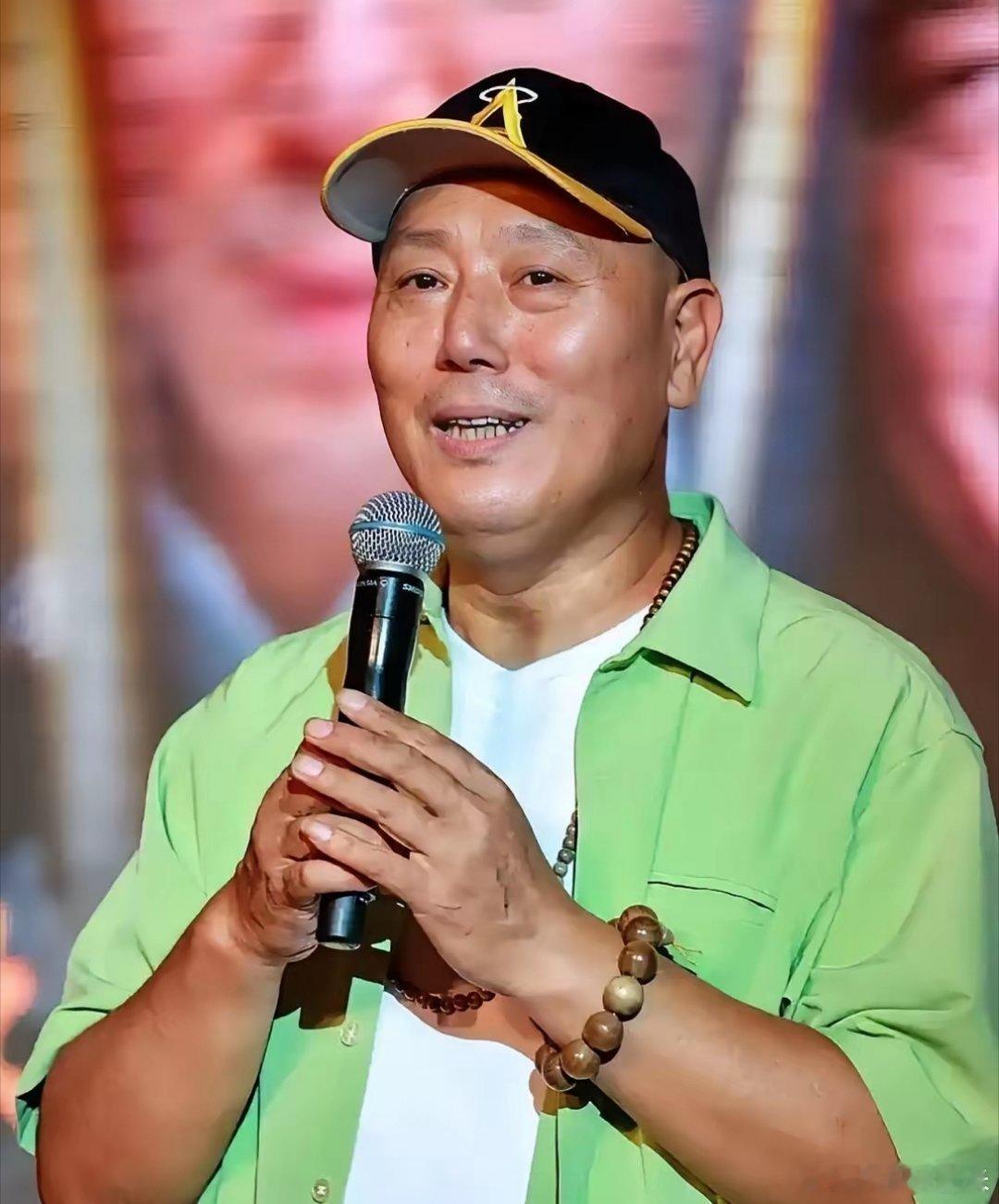 如果世上有后悔药，最先抢着吃的肯定是李诚儒。他或许不该在《我就是演员3》点评环节