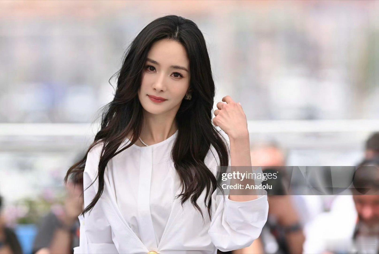 额 杨幂本人长这样