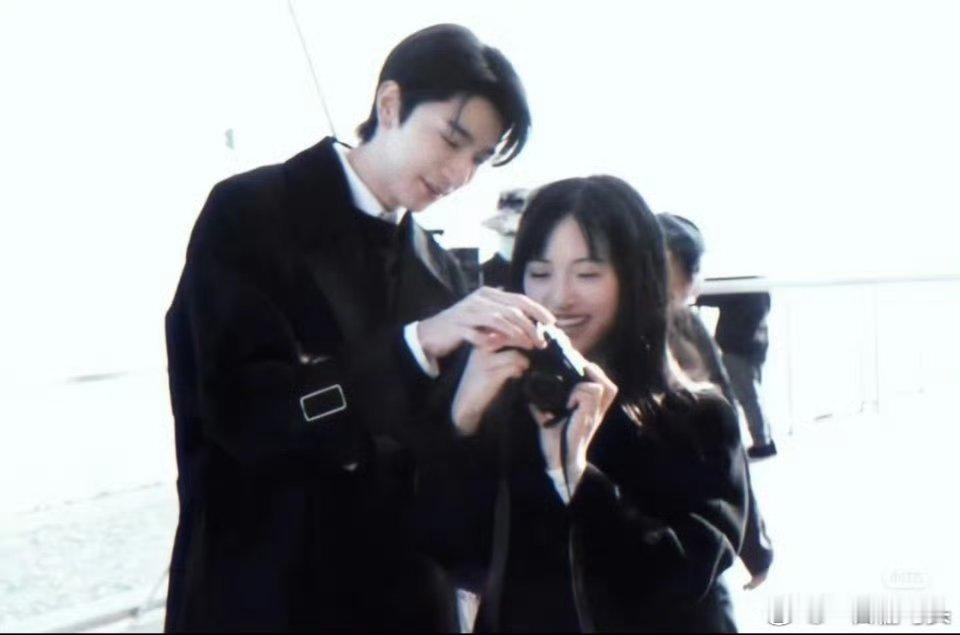 call back的意义不在于重复，而在于重逢。在于，带着你不留遗憾地回到过去林