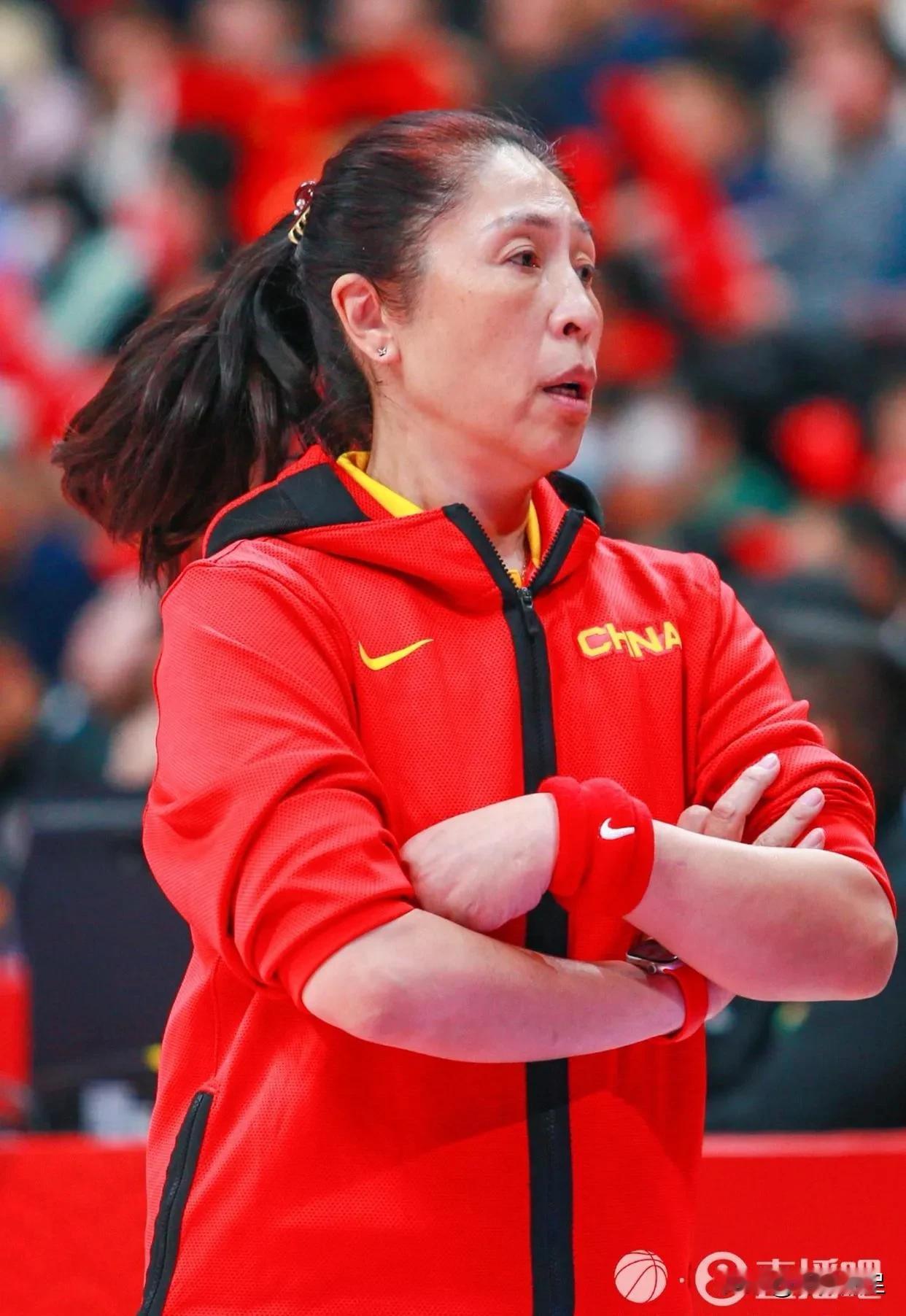 郑薇说中国女篮并非世界强队，强队有话说！
美国女篮：中国女篮不是世界强队，奥运会