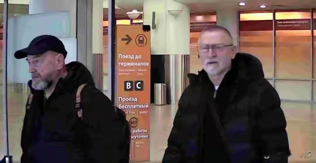 66岁特工暗杀俄中将后逃3700公里 刚抵阿联酋就落网
 
俄军格鲁乌第一副局长