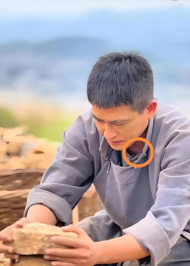 欧豪，你可长点心吧！
本来《生万物》里饰演的封大脚，是他演艺生涯里再一次巅峰，没