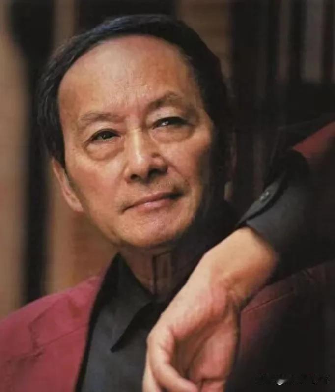 童自荣：说我给李连杰配音，他看到我连个招呼都不打，艺德不怎么样！童自荣是个配音大