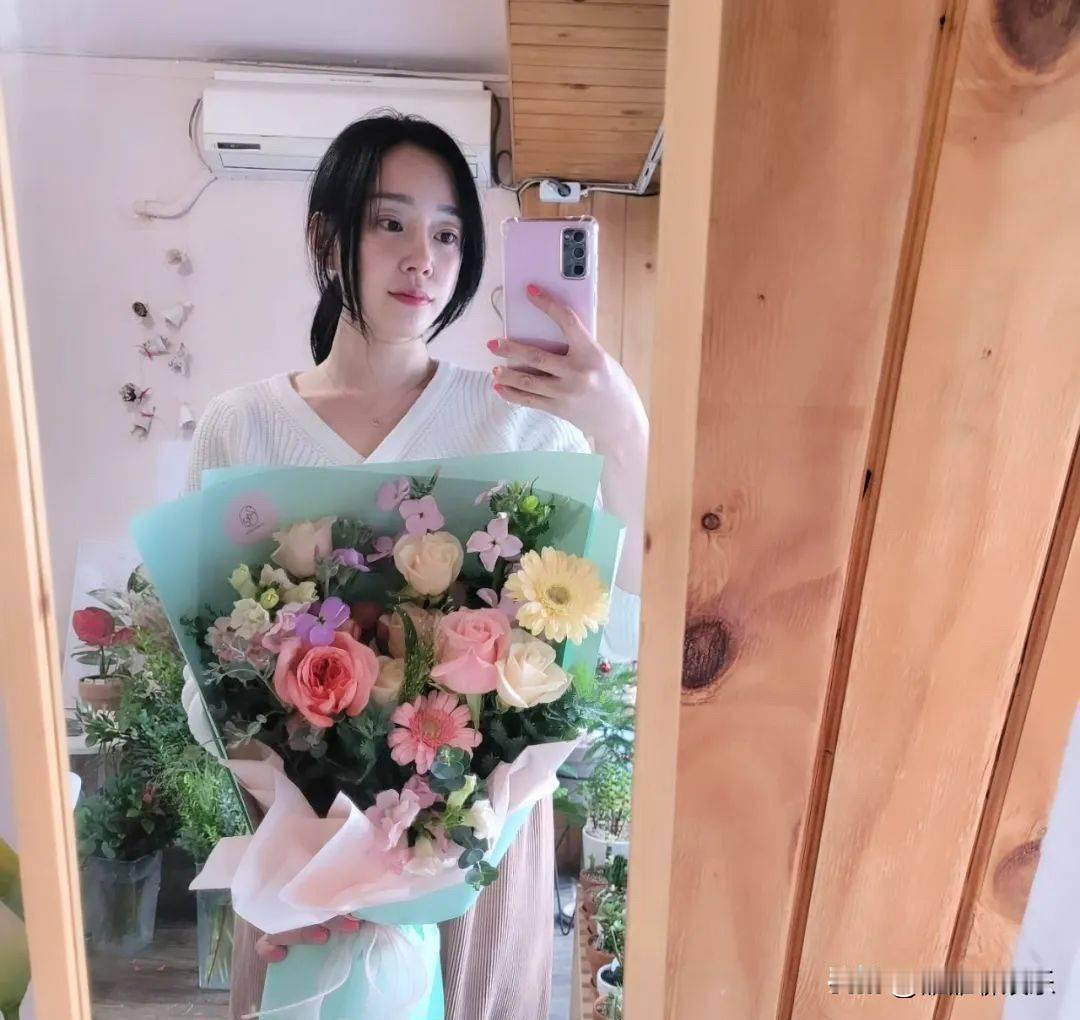 又一韩国女星去世，死后10天才发讣告，这里面到底有什么阴谋？

韩国女明星为什么