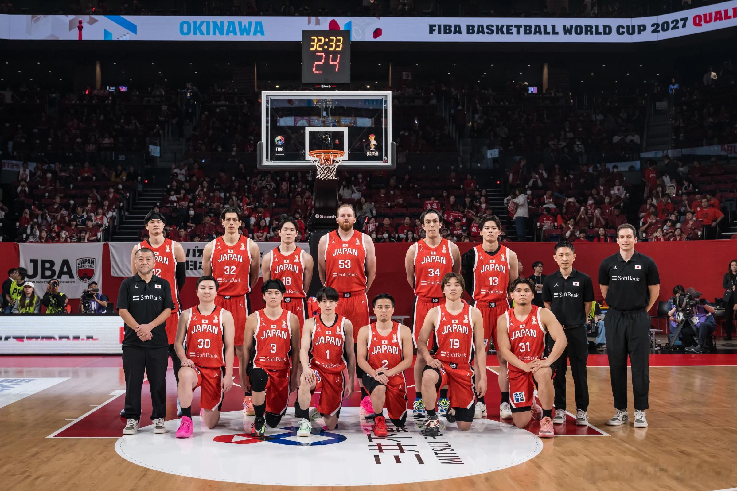 中国男篮战胜日本男篮的功臣还漏了一位。中国男篮客场五打八逆转赢球的功臣除了胡金秋