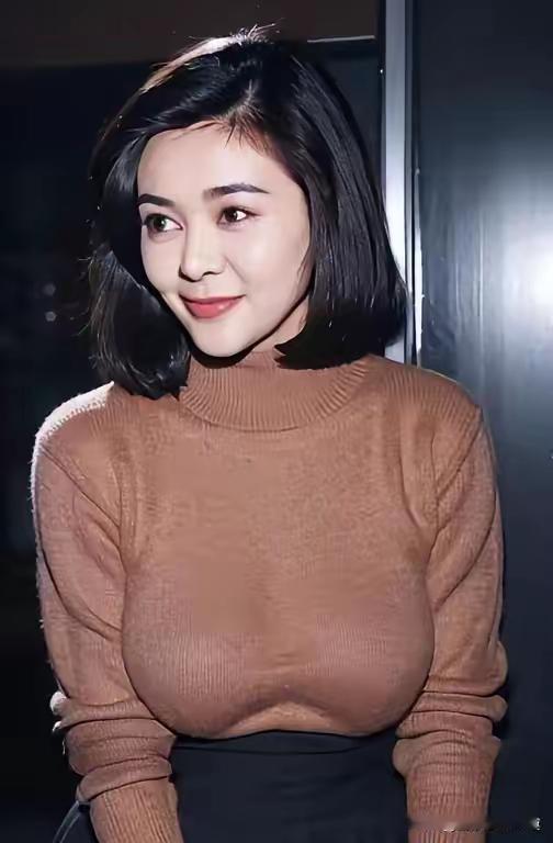 年轻时候也是很多人的粉丝