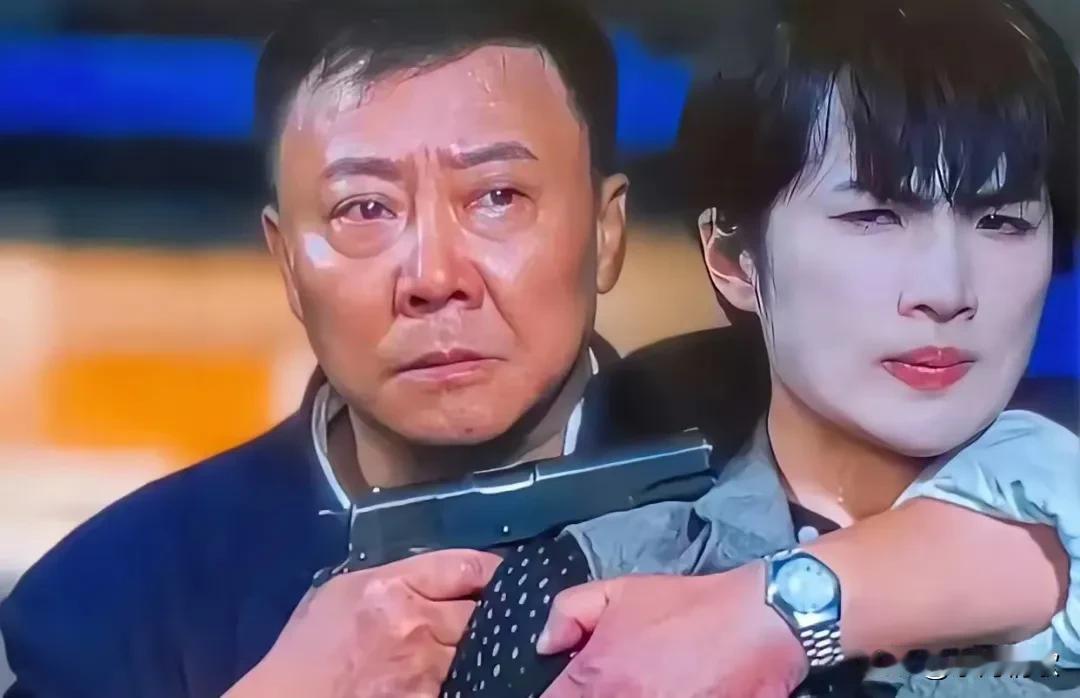 拍被劫持的戏，感觉不应该是这样演绎，不应该是这样的表情，这样的表情很让人出戏，有