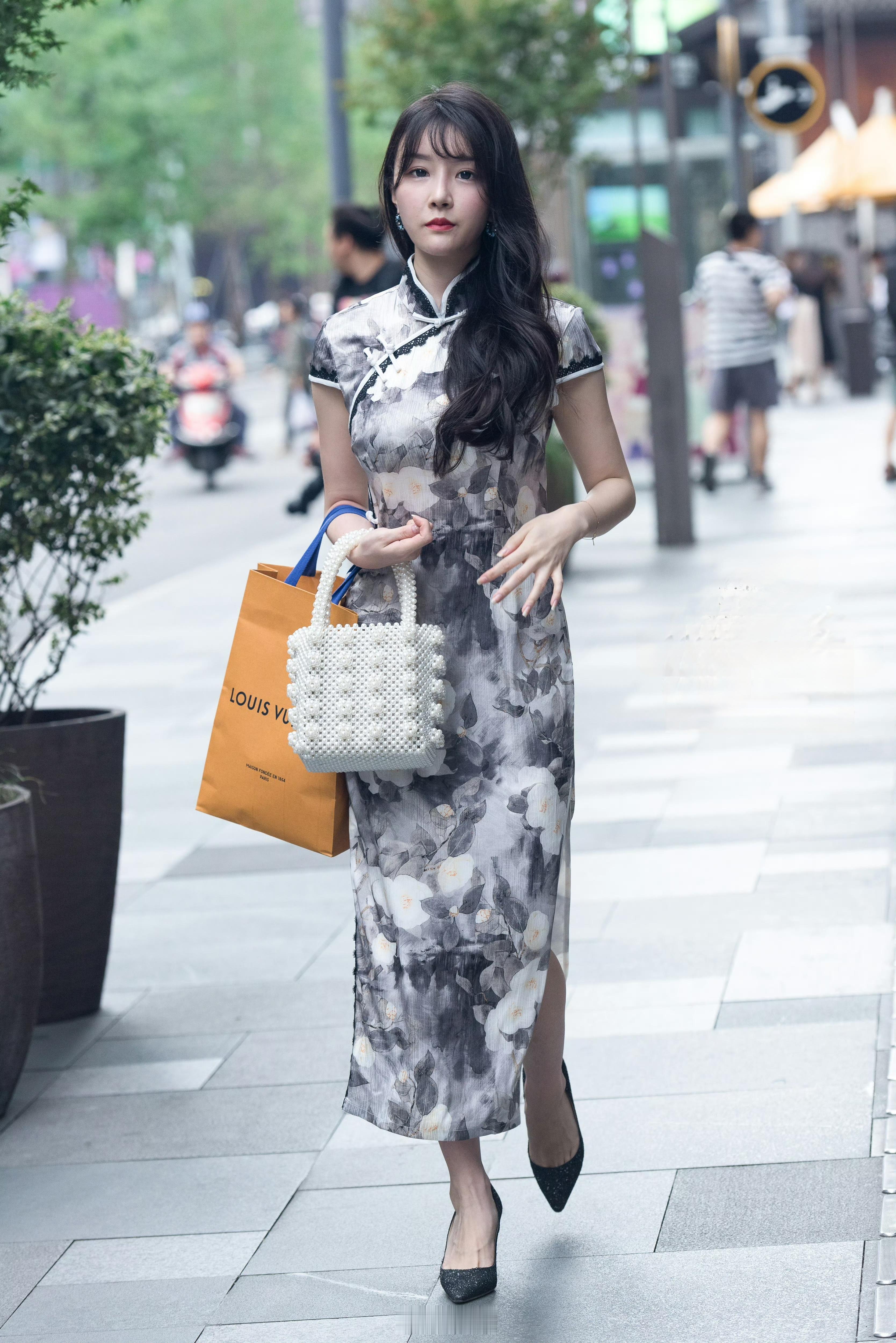 国风旗袍美少女 ​​​