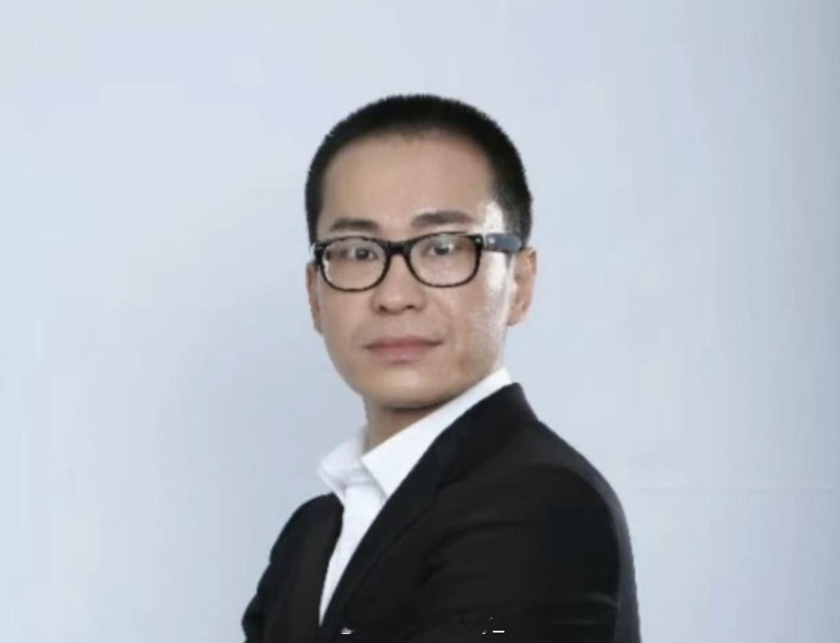 原理想VP刘涛加盟奇瑞星途原理想汽车负责大市场的副总裁刘涛已于两个月前（即202