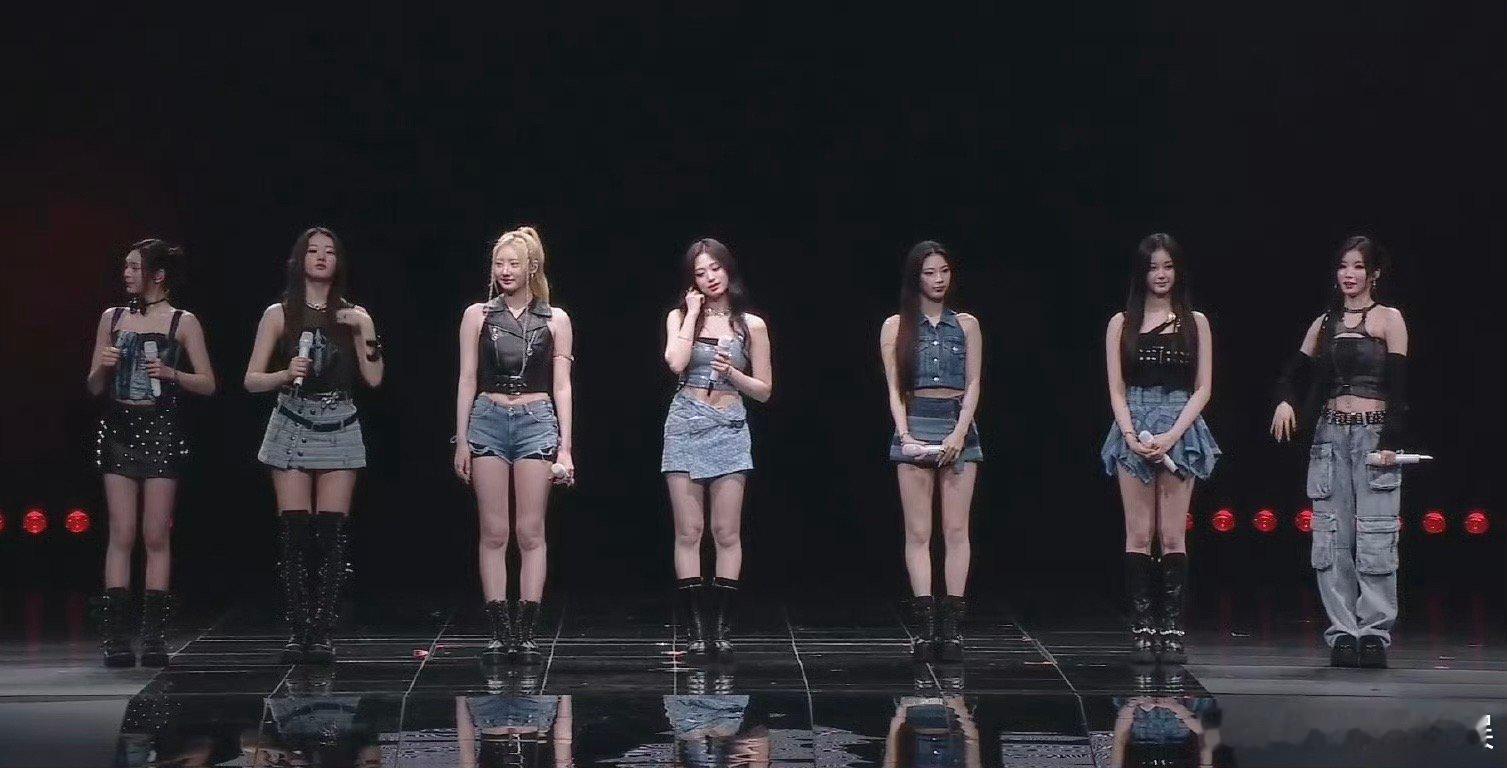 #babymonster消音舞台实力#她们真的是在认认真真地对待每一次的演出，在