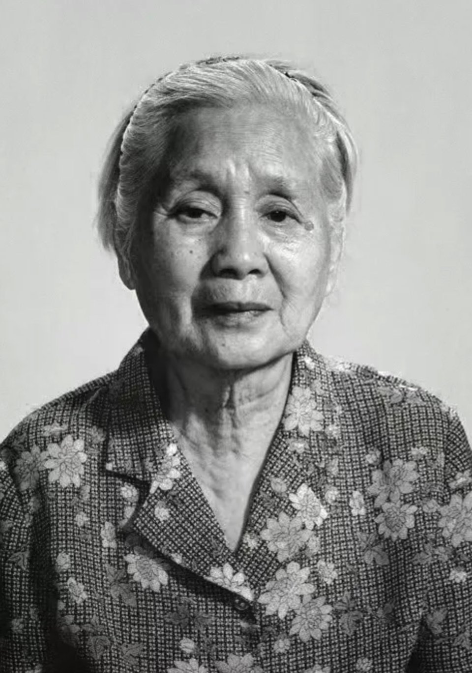 1月10日，南京大屠杀幸存者伍秀英去世，享年92岁。送别[蜡烛] 